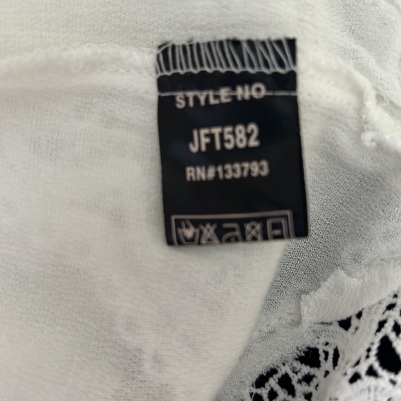 POL Lace Tunic - Picture 8 of 9